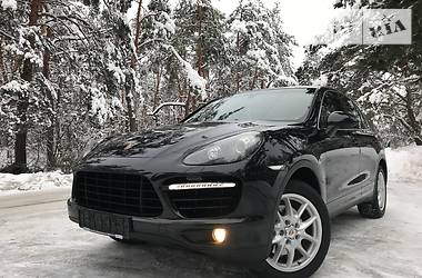 Внедорожник / Кроссовер Porsche Cayenne 2011 в Киеве