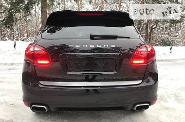 Внедорожник / Кроссовер Porsche Cayenne 2011 в Киеве