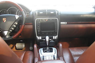 Позашляховик / Кросовер Porsche Cayenne 2008 в 