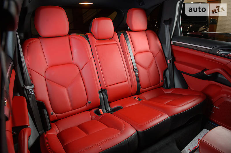 Позашляховик / Кросовер Porsche Cayenne 2016 в Одесі фото 31 Позашляховик / Кросовер Porsche Cayenne 2016 в Одесі