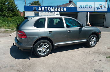 Позашляховик / Кросовер Porsche Cayenne 2009 в 