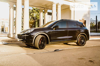 Внедорожник / Кроссовер Porsche Cayenne 2010 в Одессе