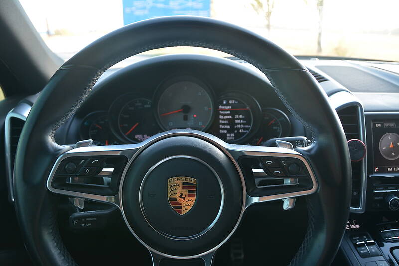 Универсал Porsche Cayenne 2016 в Запорожье