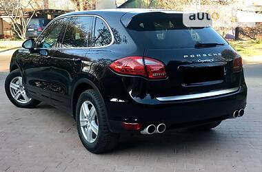 Внедорожник / Кроссовер Porsche Cayenne 2011 в Одессе