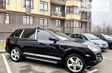 Внедорожник / Кроссовер Porsche Cayenne 2008 в 