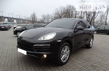 Внедорожник / Кроссовер Porsche Cayenne 2011 в 