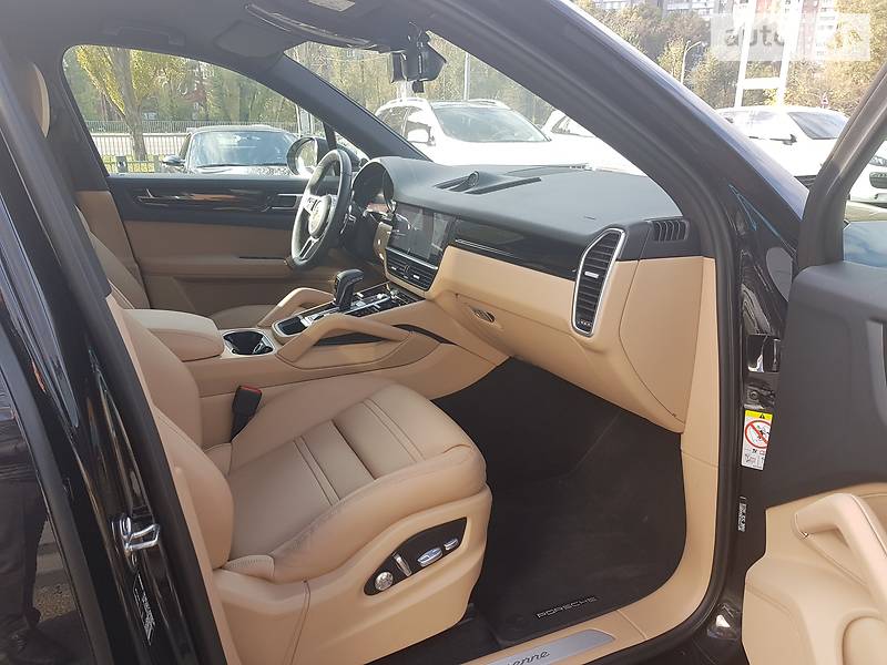 Внедорожник / Кроссовер Porsche Cayenne 2018 в Днепре