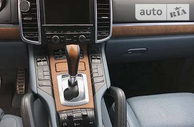 Внедорожник / Кроссовер Porsche Cayenne 2011 в 