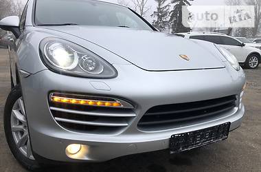 Внедорожник / Кроссовер Porsche Cayenne 2011 в Тернополе