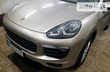 Позашляховик / Кросовер Porsche Cayenne 2015 в Полтаві