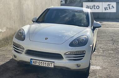 Позашляховик / Кросовер Porsche Cayenne 2013 в 