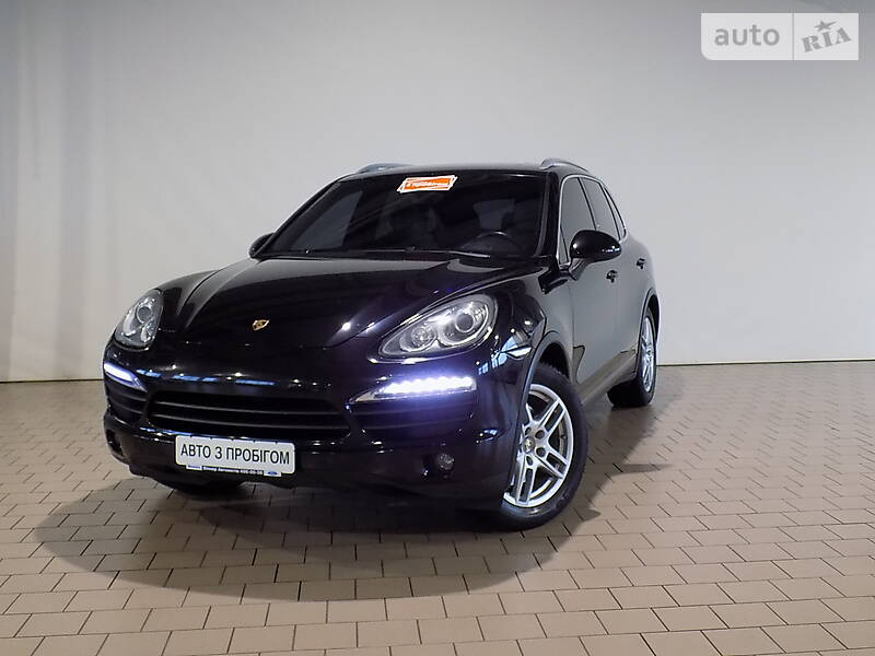 Позашляховик / Кросовер Porsche Cayenne 2010 в 