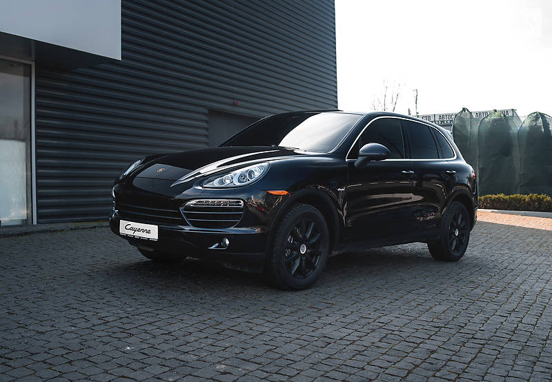 Позашляховик / Кросовер Porsche Cayenne 2013 в Харкові
