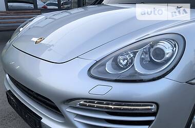 Позашляховик / Кросовер Porsche Cayenne 2013 в 