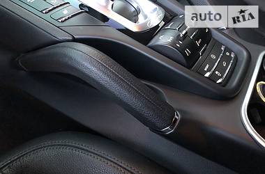 Позашляховик / Кросовер Porsche Cayenne 2013 в 