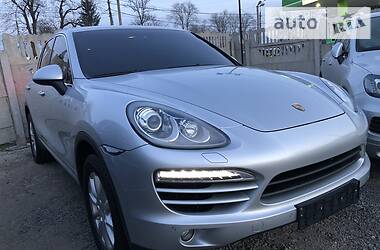 Позашляховик / Кросовер Porsche Cayenne 2013 в 