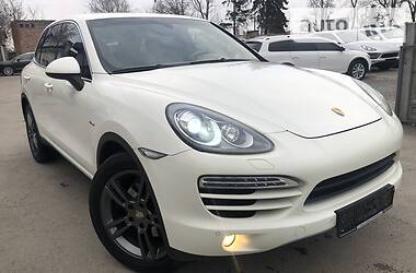 Внедорожник / Кроссовер Porsche Cayenne 2011 в Тернополе