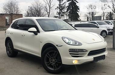 Внедорожник / Кроссовер Porsche Cayenne 2011 в Тернополе