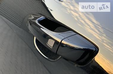 Внедорожник / Кроссовер Porsche Cayenne 2015 в 