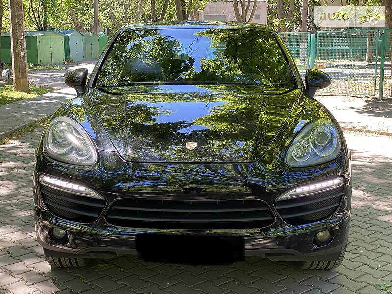 Позашляховик / Кросовер Porsche Cayenne 2010 в Одесі