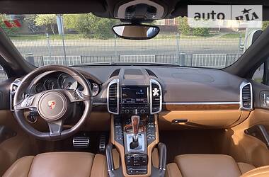 Внедорожник / Кроссовер Porsche Cayenne 2013 в Львове