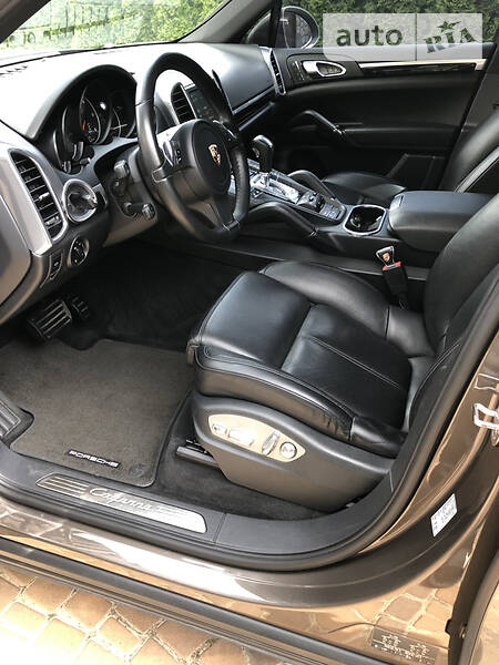 Позашляховик / Кросовер Porsche Cayenne 2012 в Кропивницькому