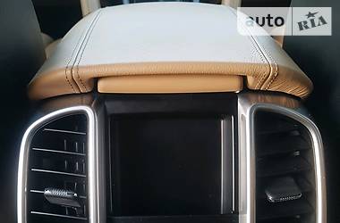 Внедорожник / Кроссовер Porsche Cayenne 2014 в 