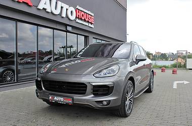 Внедорожник / Кроссовер Porsche Cayenne 2015 в Львове