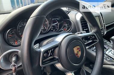 Внедорожник / Кроссовер Porsche Cayenne 2015 в Коломые