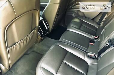 Внедорожник / Кроссовер Porsche Cayenne 2013 в 