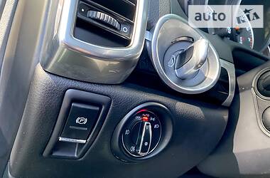 Внедорожник / Кроссовер Porsche Cayenne 2015 в 