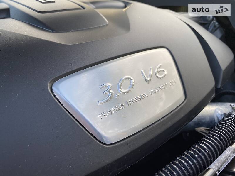 Позашляховик / Кросовер Porsche Cayenne 2014 в Києві