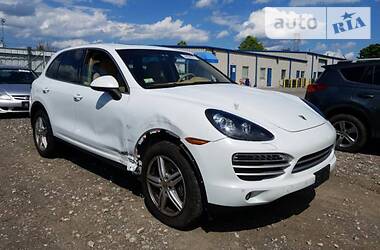 Внедорожник / Кроссовер Porsche Cayenne 2014 в Киеве