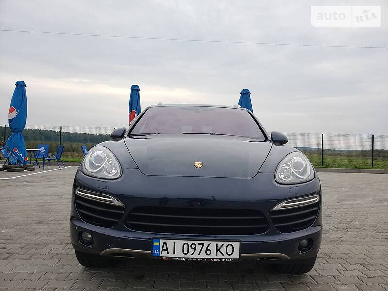 Внедорожник / Кроссовер Porsche Cayenne 2013 в Киеве