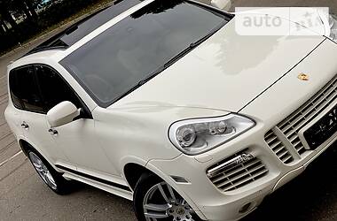 Позашляховик / Кросовер Porsche Cayenne 2010 в Одесі