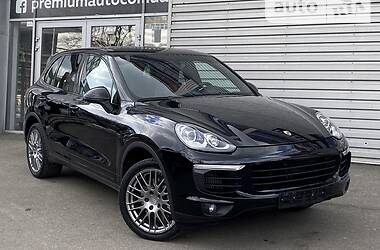 Позашляховик / Кросовер Porsche Cayenne 2016 в Києві