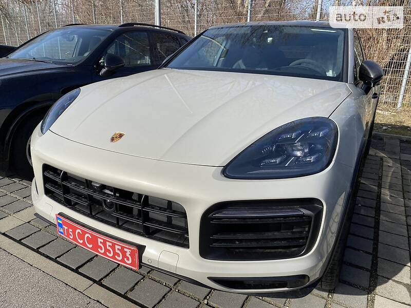 Внедорожник / Кроссовер Porsche Cayenne 2021 в Киеве фото 12 Внедорожник / Кроссовер Porsche Cayenne 2021 в Киеве