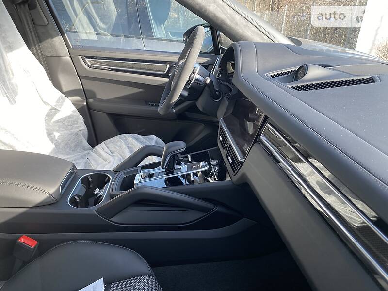 Внедорожник / Кроссовер Porsche Cayenne 2021 в Киеве фото 58 Внедорожник / Кроссовер Porsche Cayenne 2021 в Киеве