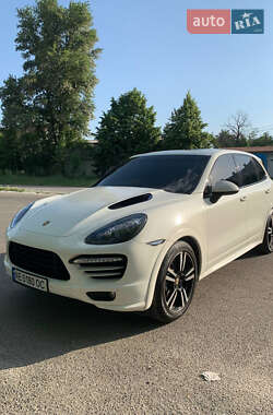Позашляховик / Кросовер Porsche Cayenne 2011 в 