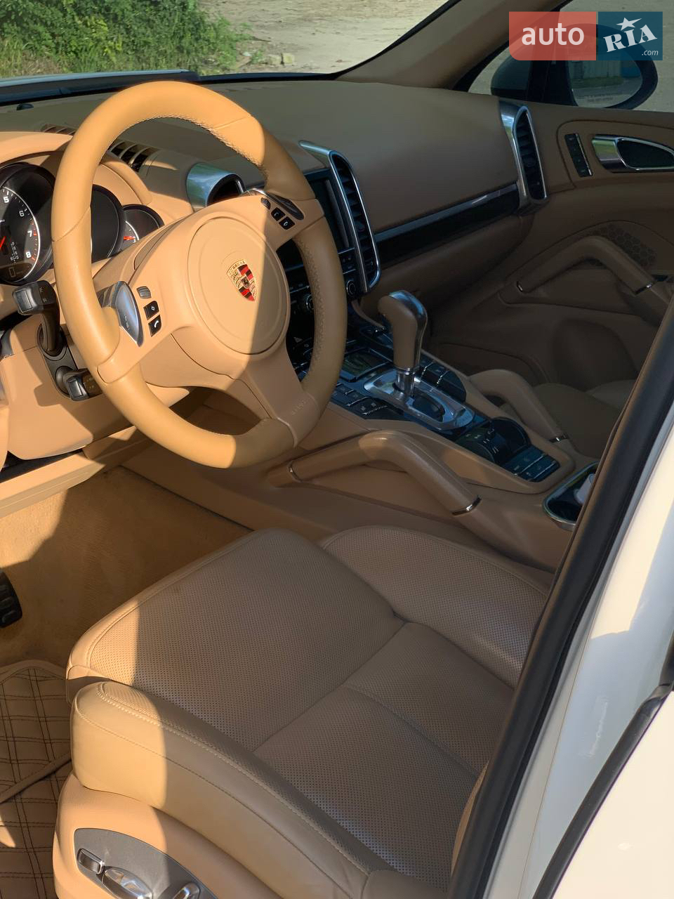 2011 Porsche Cayenne - мініатюра 21