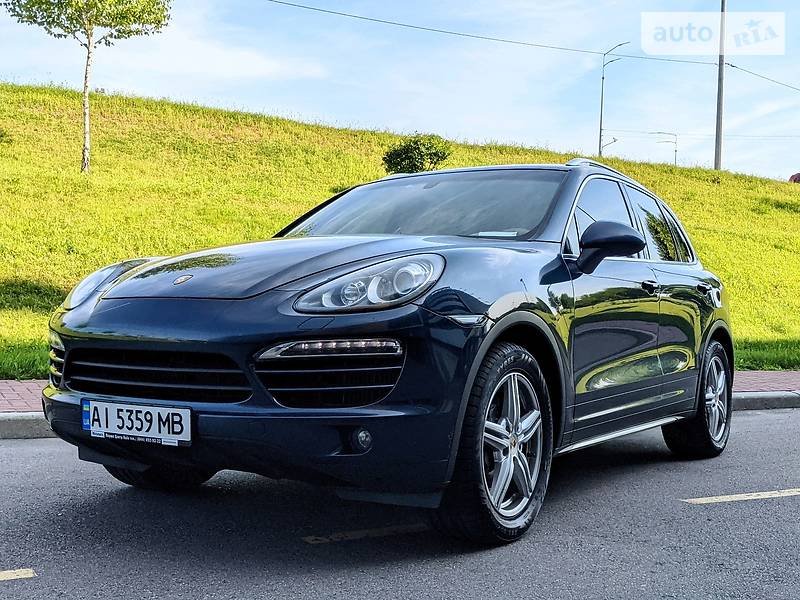 Внедорожник / Кроссовер Porsche Cayenne 2012 в 