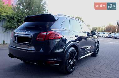 Внедорожник / Кроссовер Porsche Cayenne 2013 в Киеве