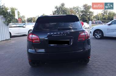 Внедорожник / Кроссовер Porsche Cayenne 2013 в Киеве