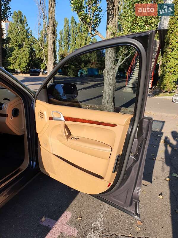 Внедорожник / Кроссовер Porsche Cayenne 2009 в Киеве