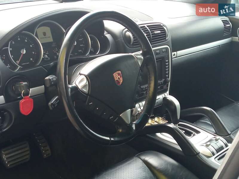 Внедорожник / Кроссовер Porsche Cayenne 2003 в Киеве