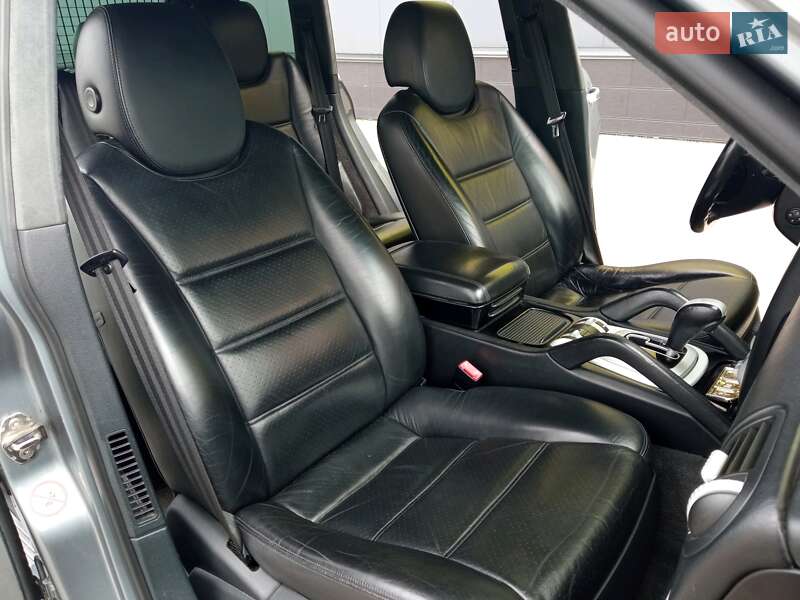 Внедорожник / Кроссовер Porsche Cayenne 2003 в Киеве