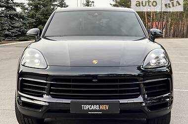 Внедорожник / Кроссовер Porsche Cayenne 2020 в 