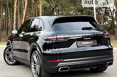 Внедорожник / Кроссовер Porsche Cayenne 2020 в 