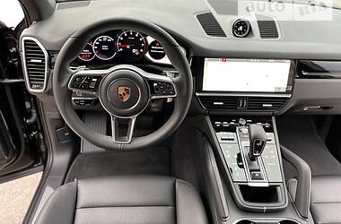 Внедорожник / Кроссовер Porsche Cayenne 2020 в 