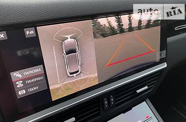 Внедорожник / Кроссовер Porsche Cayenne 2020 в 